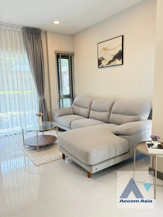 unitFully Furnished |  4 Bedrooms  House For Rent & Sale in Samutprakan, Samutprakan  near BTS Bang Na (AA45742)