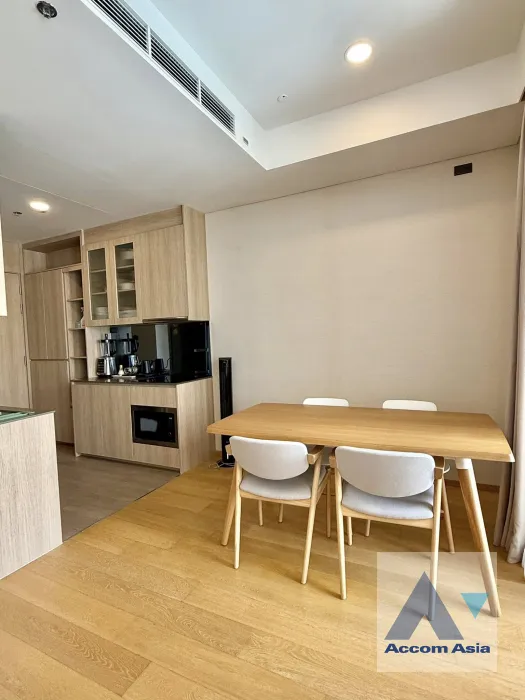 unit 2 Bedrooms  Condominium For Sale in Sukhumvit, Bangkok  near BTS Ekkamai (AA45744)