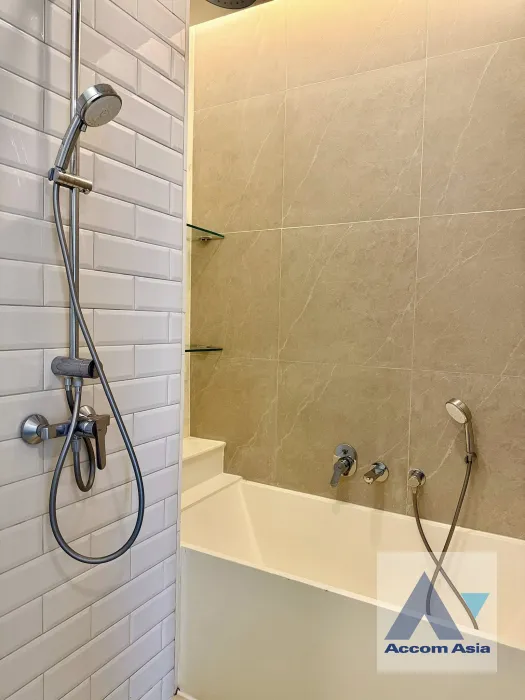 8  2 br Condominium For Sale in Sukhumvit ,Bangkok BTS Ekkamai at Siamese Exclusive 42 AA45744