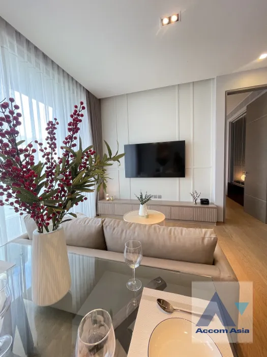 unit 1 Bedroom  Condominium For Rent in Silom, Bangkok  near BTS Sala Daeng (AA45745)