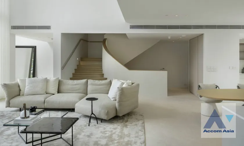 unitLuxury |  4 Bedrooms  House For Rent & Sale in Rama 3, Bangkok  near BRT Wat Dan (AA45748)