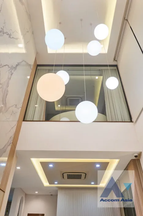 6  3 br House for rent and sale in Sukhumvit ,Bangkok BTS Punnawithi at The Gentry Sukhumvit 101 AA45761