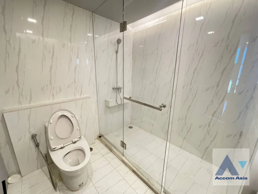 17  2 br Condominium for rent and sale in Sathorn ,Bangkok  at Sathorn Heritage AA45763
