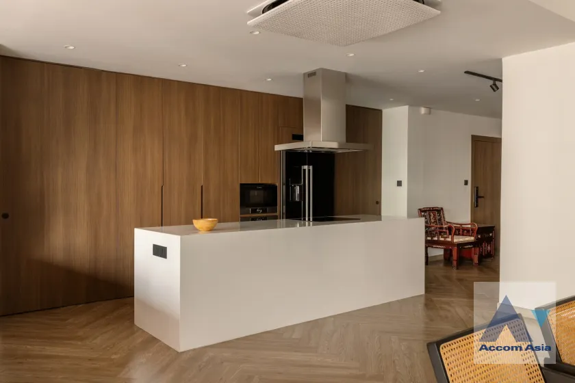 unitNewly renovated |  2 Bedrooms  Condominium For Sale in Sukhumvit, Bangkok  near BTS Nana (AA45767)