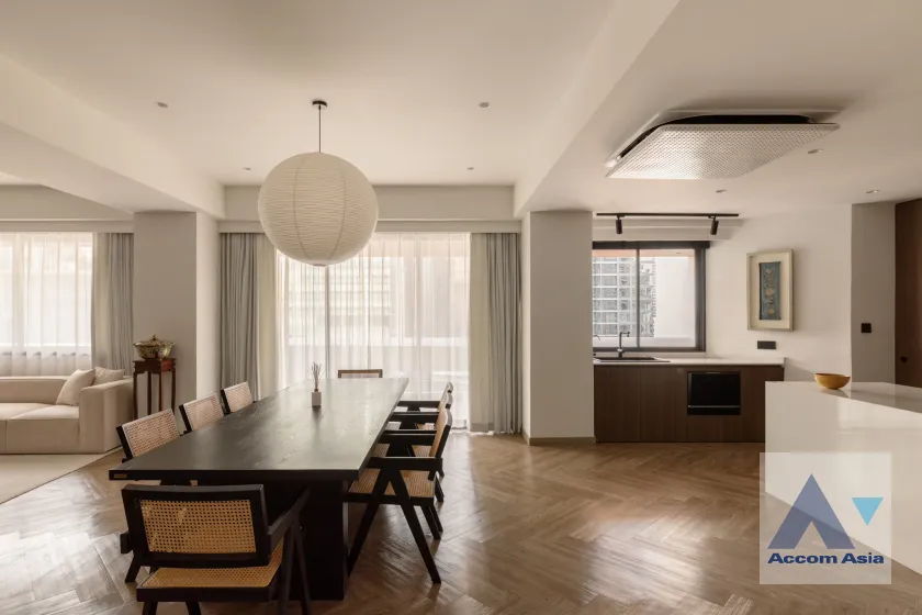 6  2 br Condominium For Sale in Sukhumvit ,Bangkok BTS Nana at Newton Tower AA45767