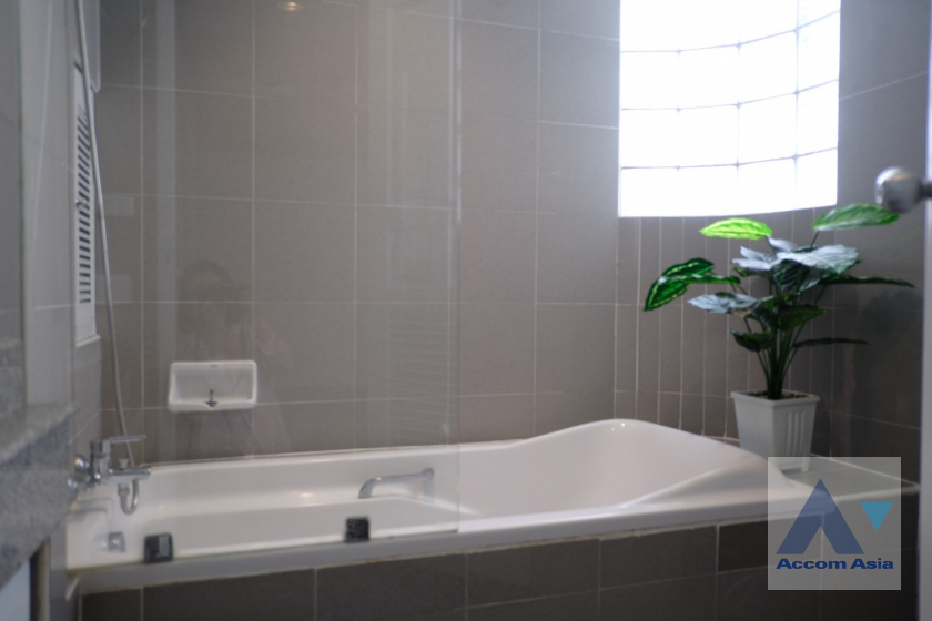 12  5 br Townhouse For Rent in Sathorn ,Bangkok BTS Chong Nonsi at A Homely Place Residence AA45770