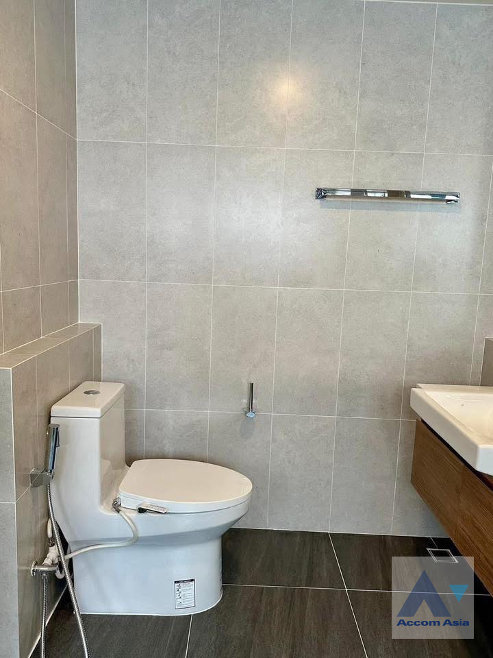 17  4 br House for rent and sale in Samutprakan ,Samutprakan  at Centro Bangna Phase 2 AA45772