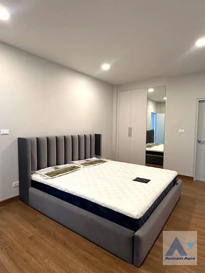 15  4 br House for rent and sale in Samutprakan ,Samutprakan  at Centro Bangna Phase 2 AA45772