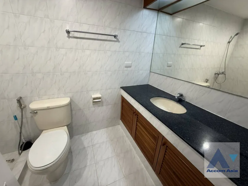 24  3 br Condominium For Rent in Sukhumvit ,Bangkok BTS Ekkamai at Tai Ping Tower AA45774