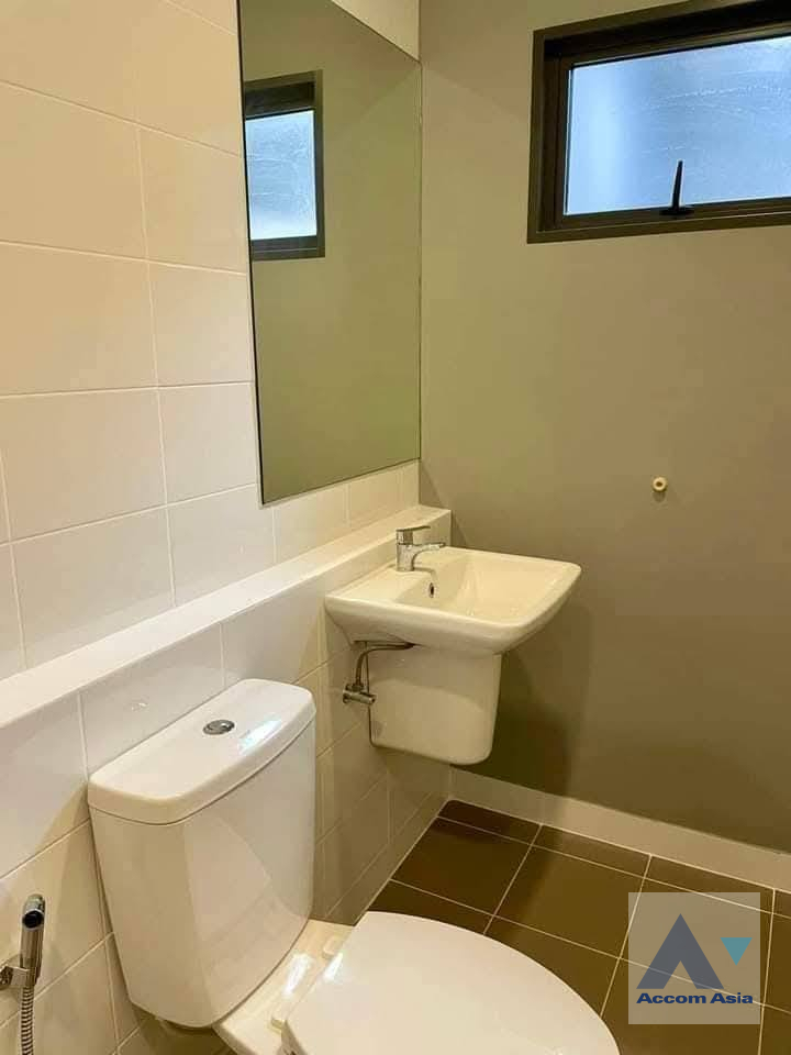 12  3 br Townhouse for rent and sale in Samutprakan ,Samutprakan  at House AA45777