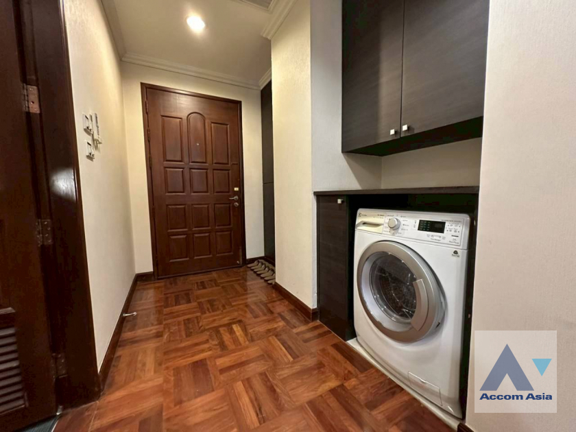 21  2 br Apartment For Rent in Ploenchit ,Bangkok BTS Ploenchit at Residence of Bangkok AA45778