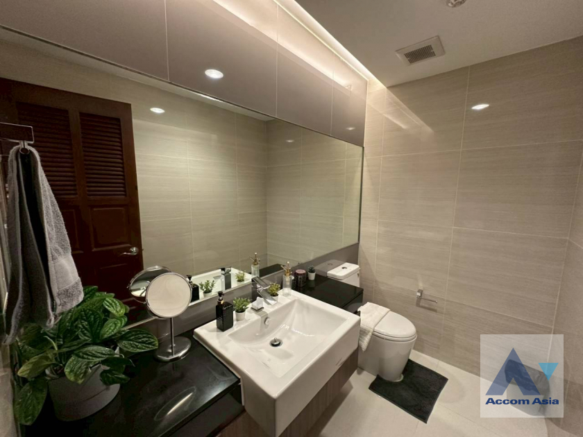 25  2 br Apartment For Rent in Ploenchit ,Bangkok BTS Ploenchit at Residence of Bangkok AA45778