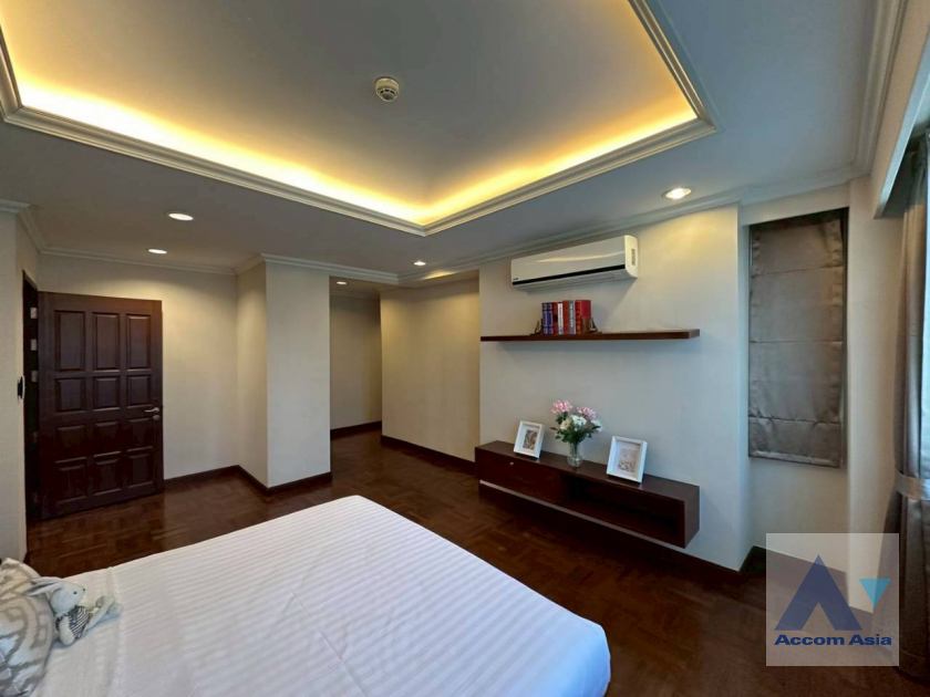 16  2 br Apartment For Rent in Ploenchit ,Bangkok BTS Ploenchit at Residence of Bangkok AA45778