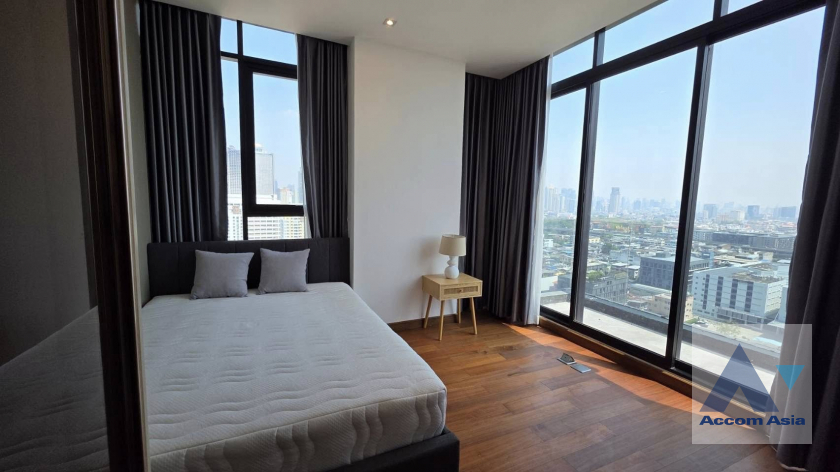 9  3 br Condominium For Rent in Rama 3 ,Bangkok BTS Saphan Taksin at Altitude Symphony Condominium AA45779