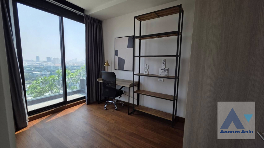 10  3 br Condominium For Rent in Rama 3 ,Bangkok BTS Saphan Taksin at Altitude Symphony Condominium AA45779