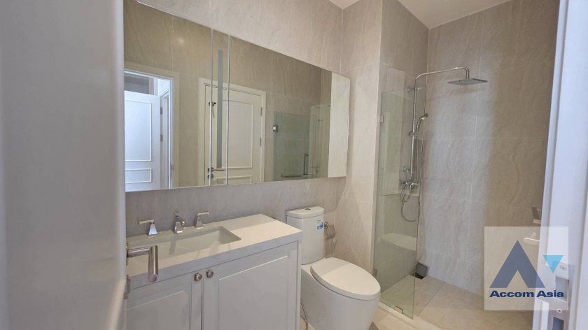 17  3 br Condominium For Rent in Rama 3 ,Bangkok BTS Saphan Taksin at Altitude Symphony Condominium AA45779