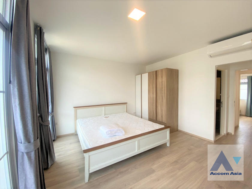 6  2 br Townhouse For Rent in Samutprakan ,Samutprakan  at Villaggio Srinakarin-Bangna 2 AA45781