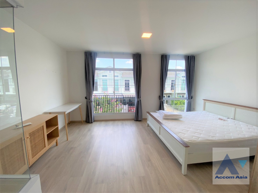7  2 br Townhouse For Rent in Samutprakan ,Samutprakan  at Villaggio Srinakarin-Bangna 2 AA45781