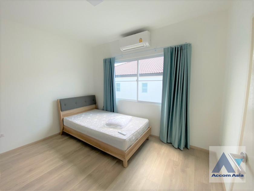 10  2 br Townhouse For Rent in Samutprakan ,Samutprakan  at Villaggio Srinakarin-Bangna 2 AA45781