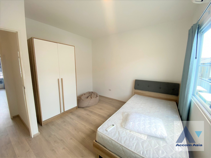 9  2 br Townhouse For Rent in Samutprakan ,Samutprakan  at Villaggio Srinakarin-Bangna 2 AA45781