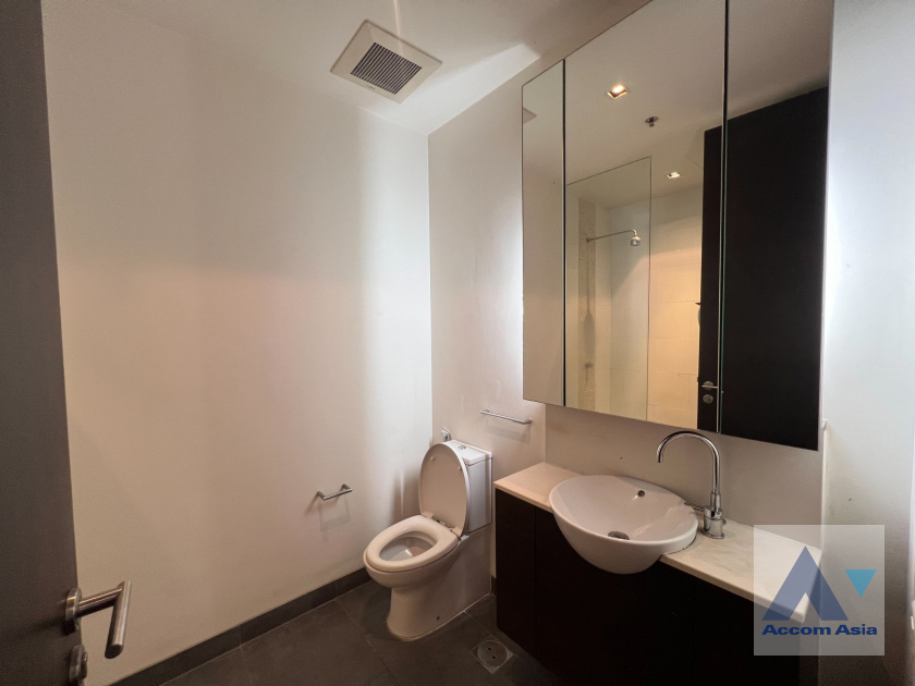 5  2 br Condominium for rent and sale in Sathorn ,Bangkok BRT Thanon Chan at The Lofts Yennakart AA45787