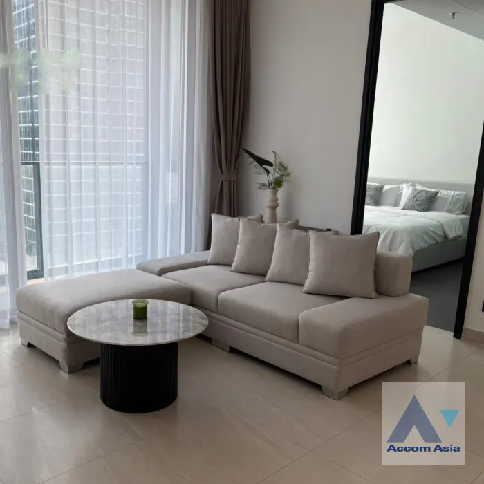 unit 2 Bedrooms  Condominium For Rent in Sathorn, Bangkok  near BTS Chong Nonsi (AA45792)