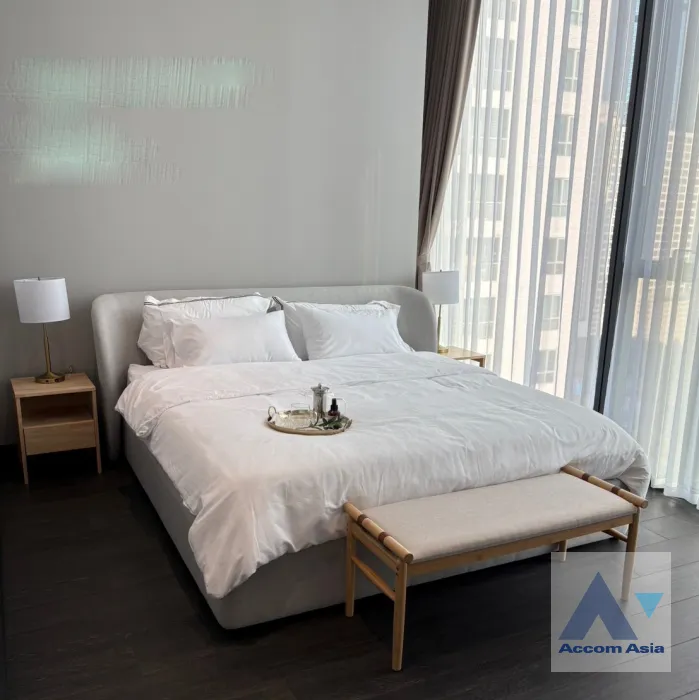 unit 2 Bedrooms  Condominium For Rent in Sathorn, Bangkok  near BTS Chong Nonsi (AA45793)