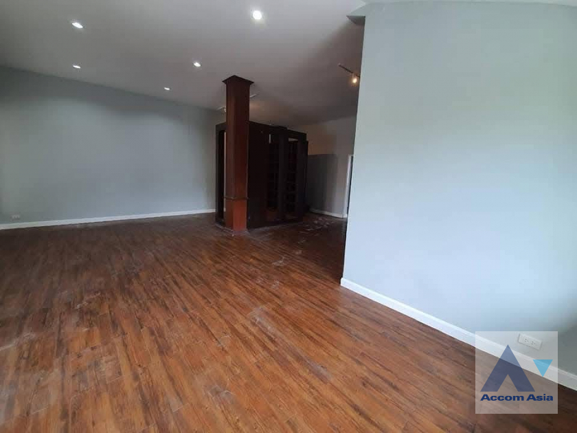 7  8 br House For Rent in Lat Phrao ,Bangkok  AA45794