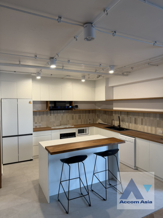  1  3 br Condominium For Rent in Sukhumvit ,Bangkok BTS Phrom Phong at Richmond Palace AA45796