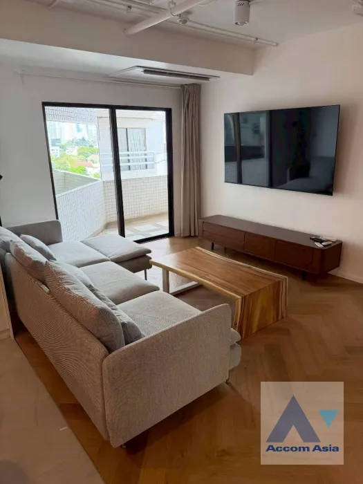 unit 3 Bedrooms  Condominium For Rent & Sale in Sukhumvit, Bangkok  near BTS Phrom Phong (AA45796)