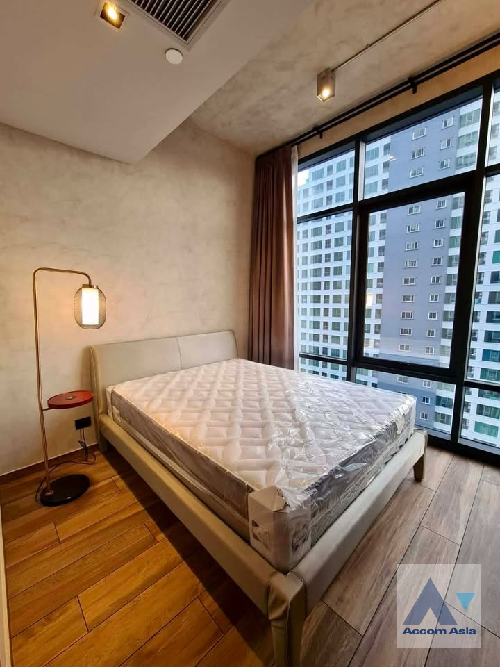 5  2 br Condominium For Sale in Sukhumvit ,Bangkok MRT Phetchaburi at The Lofts Asoke AA45801