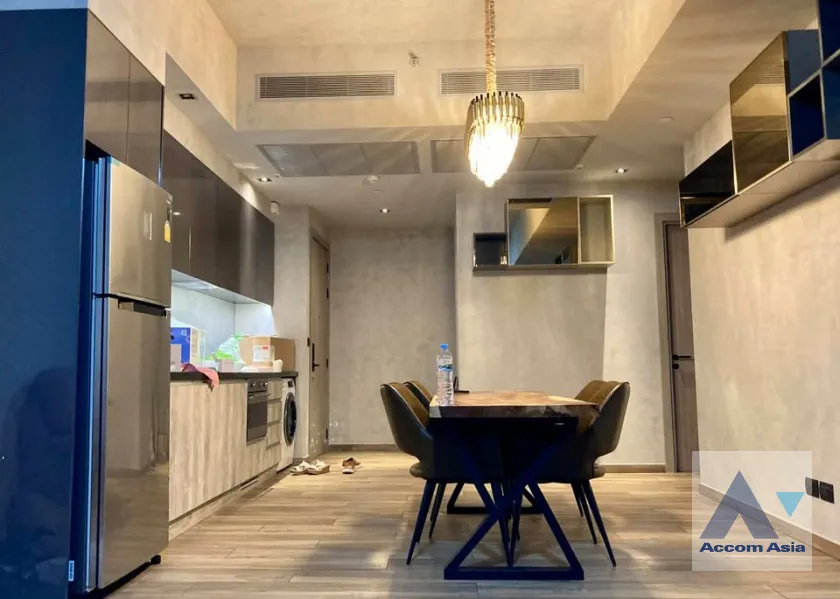 unit 2 Bedrooms  Condominium For Sale in Sukhumvit, Bangkok  near MRT Phetchaburi (AA45801)
