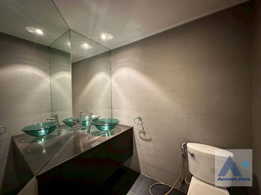 19  3 br Condominium for rent and sale in Sukhumvit ,Bangkok BTS Nana at Kallista Mansion AA45802