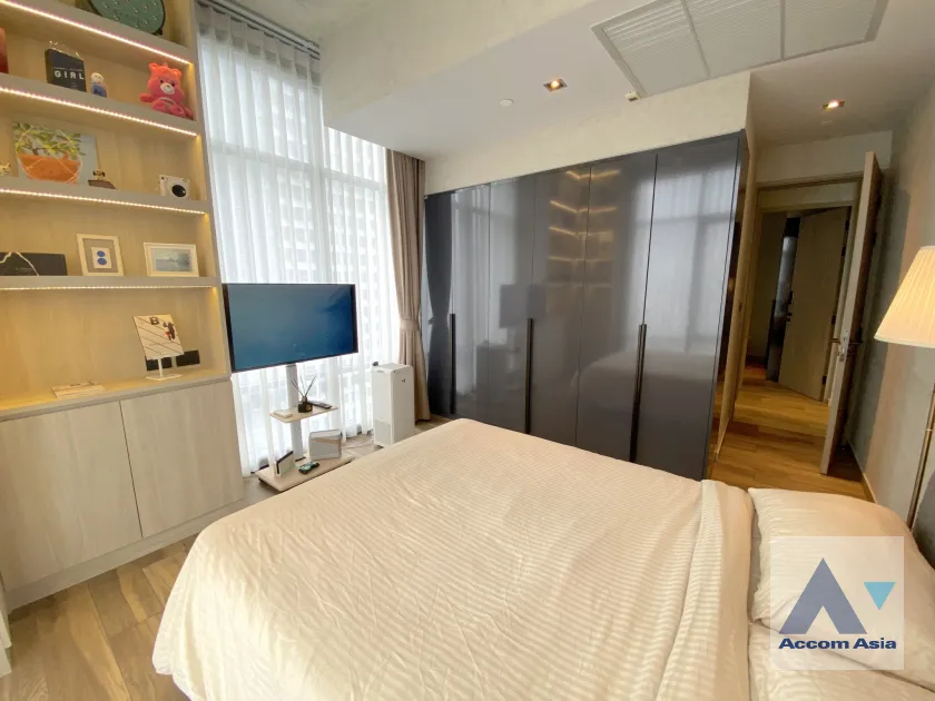 8  2 br Condominium For Sale in Sukhumvit ,Bangkok MRT Phetchaburi at The Lofts Asoke AA45803