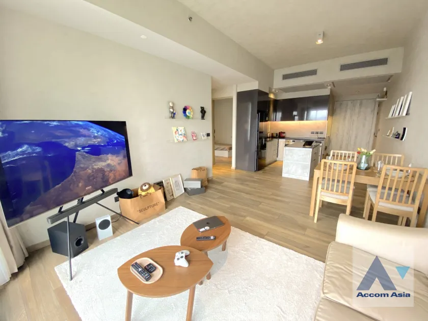 unit 2 Bedrooms  Condominium For Sale in Sukhumvit, Bangkok  near MRT Phetchaburi (AA45803)