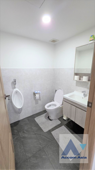 9  3 br House for rent and sale in Sukhumvit ,Bangkok BTS Phra khanong AA45804