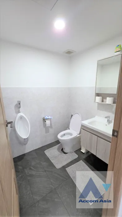 9  3 br House for rent and sale in Sukhumvit ,Bangkok BTS Phra khanong AA45804
