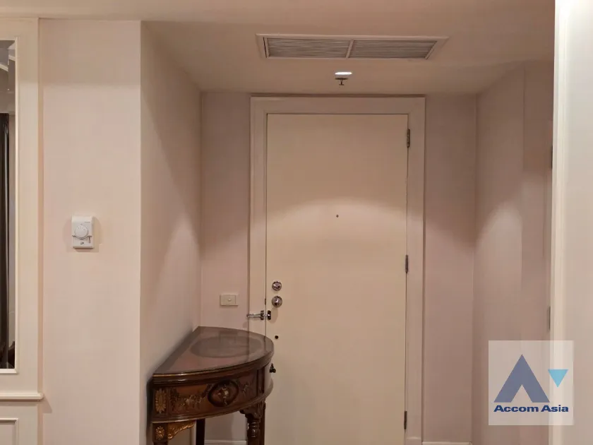 5  1 br Condominium For Sale in Ploenchit ,Bangkok BTS Chidlom at Langsuan Ville AA45809