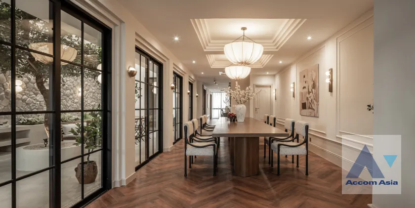 unitHome Office, Fully Furnished |  6 Bedrooms  House For Sale in Sukhumvit, Bangkok  near BTS Punnawithi (AA45810)
