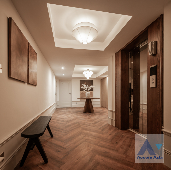 9  6 br House For Sale in Sukhumvit ,Bangkok BTS Punnawithi AA45810