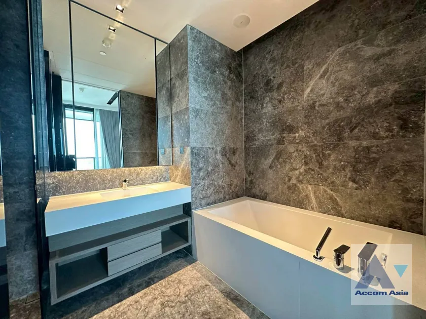 15  1 br Condominium For Rent in Charoen Nakhon ,Bangkok BTS Krung Thon Buri at Banyan Tree Residences Riverside AA45815