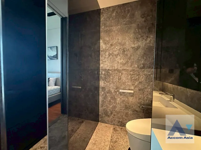 16  1 br Condominium For Rent in Charoen Nakhon ,Bangkok BTS Krung Thon Buri at Banyan Tree Residences Riverside AA45815