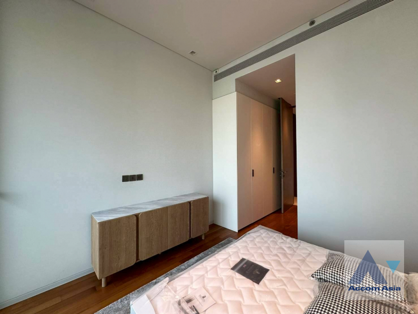 12  2 br Condominium for rent and sale in Charoen Nakhon ,Bangkok BTS Krung Thon Buri at Banyan Tree Residences Riverside AA45816