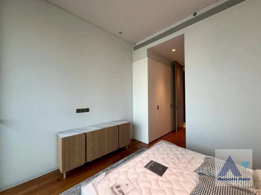 12  2 br Condominium for rent and sale in Charoen Nakhon ,Bangkok BTS Krung Thon Buri at Banyan Tree Residences Riverside AA45816