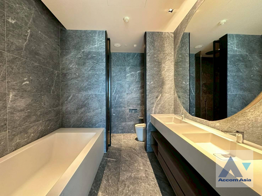 13  2 br Condominium for rent and sale in Charoen Nakhon ,Bangkok BTS Krung Thon Buri at Banyan Tree Residences Riverside AA45816