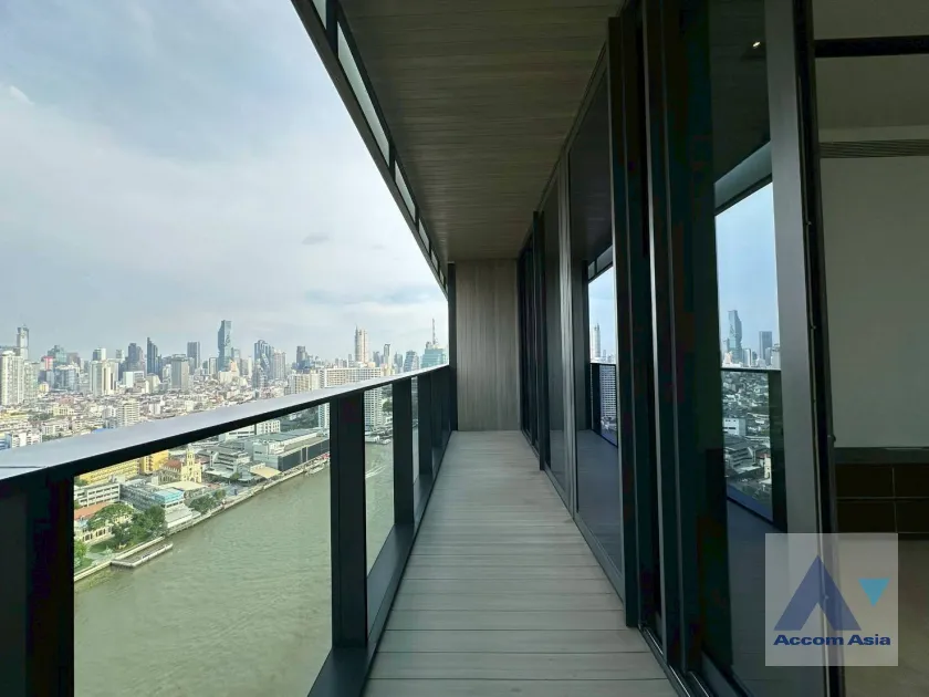 unit 2 Bedrooms  Condominium For Rent in Charoen Nakhon, Bangkok  near BTS Krung Thon Buri (AA45817)