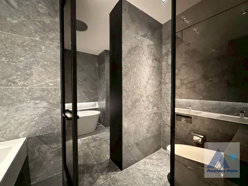 17  2 br Condominium For Rent in Charoen Nakhon ,Bangkok BTS Krung Thon Buri at Banyan Tree Residences Riverside AA45817