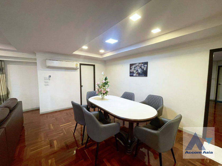 7  3 br Apartment For Rent in Sukhumvit ,Bangkok BTS Phrom Phong at Fully furnished Apartment near Samitivej Hospital 550m AA45823