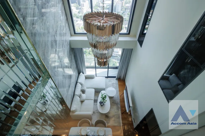 unitDouble High Ceiling, Duplex Condo |  2 Bedrooms  Condominium For Rent & Sale in Sukhumvit, Bangkok  near BTS Thong Lo (AA45825)