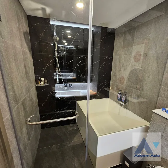 17  2 br Condominium For Sale in Ratchadaphisek ,Bangkok  at Siamese Residence (Landmark@MRTA Station) AA45827